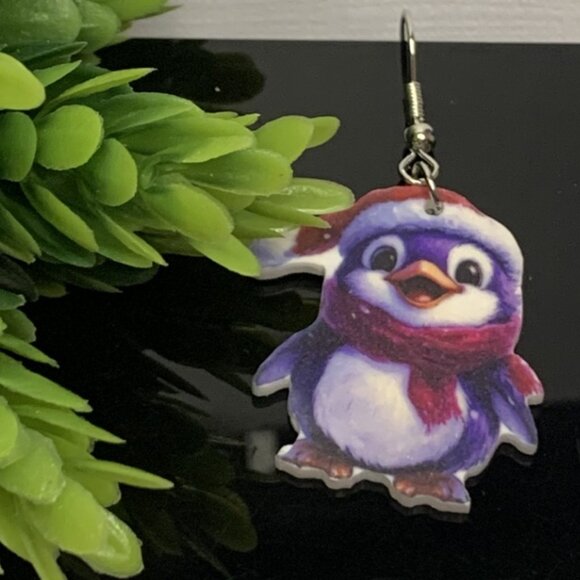 Penguin Earring, Santa Earring, Christmas Earring, Gift Idea, Holiday Earring - Picture 3 of 5